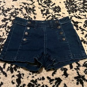 American Eagle Size 6 High Rise Short Shorts
